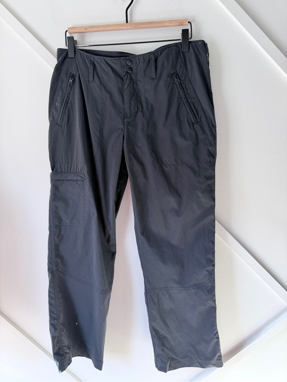 Merrell Black Utility Hiking Pants Approx Size 4 | Zip Pocket Outdoor Cargo Pant